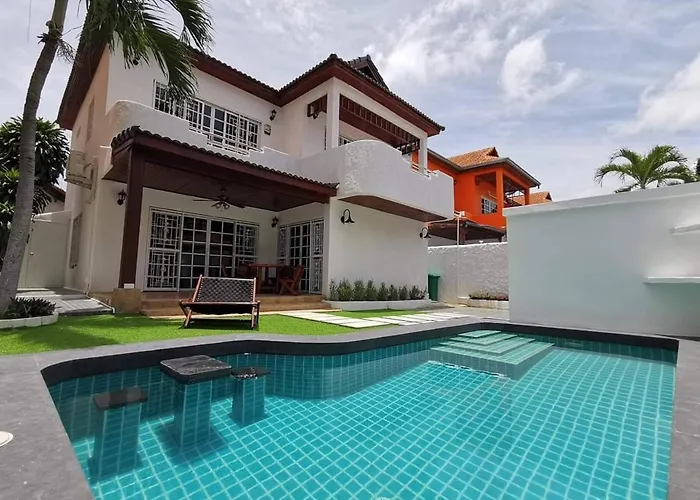 Kartar Pool Villa Pattaya