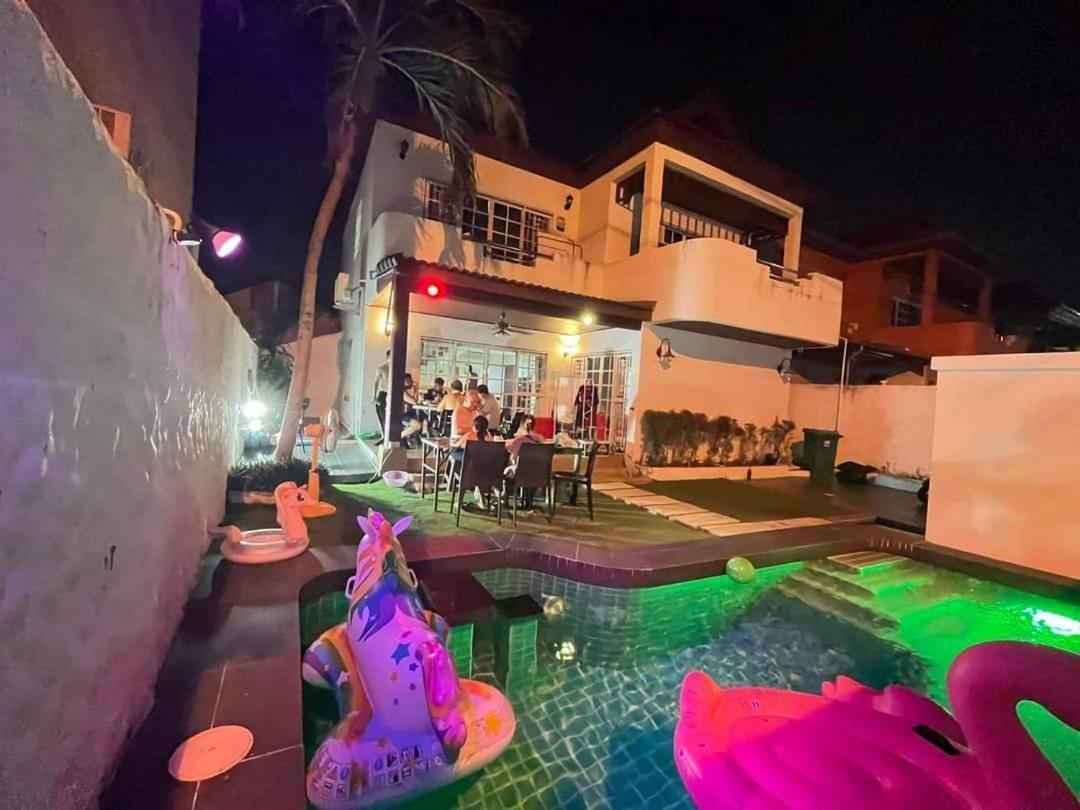 Kartar Pool Pattaya